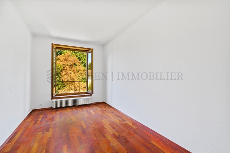 Beautiful 7-room apartment in a charming residence (10)