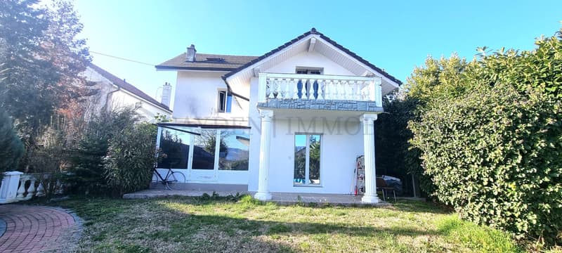 Casa/edificio con 6 appartamenti e alto rendimento locativo! (2)