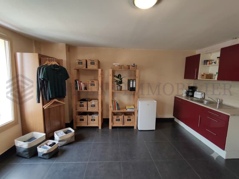 Casa con 6 alloggi e alto rendimento locativo! (10)