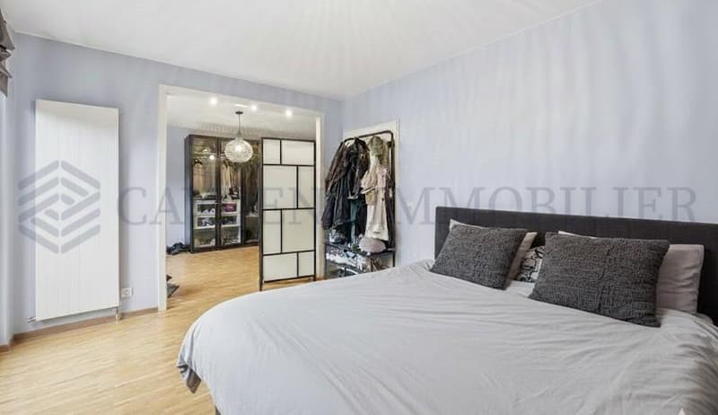 Exklusivität !! großes 7 Zimmer mit Garten (6)