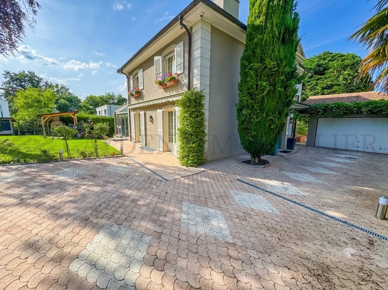 Schöne 5-Zimmer-Villa! (5)