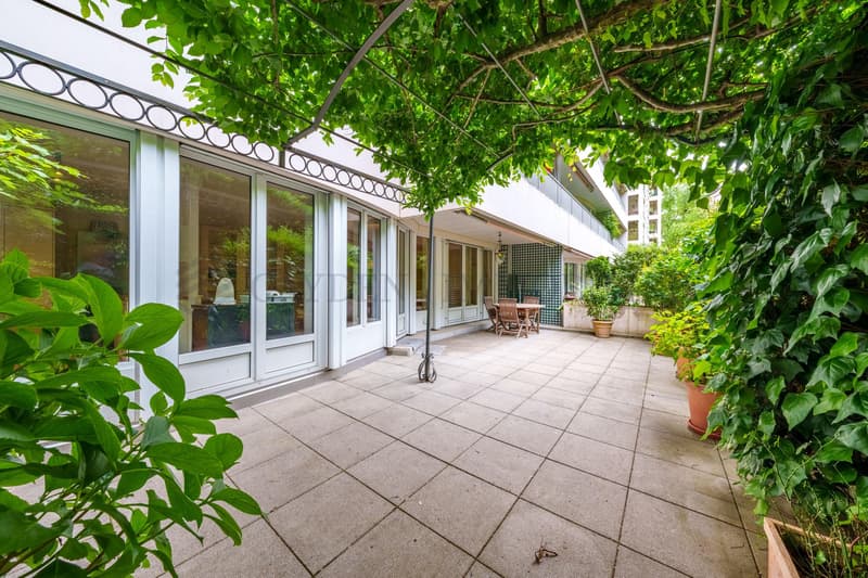 Charming 3-room apartment in a quiet area - Malagnou district (1)