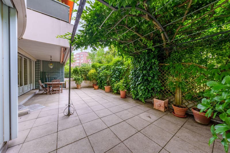 Charming 3-room apartment in a quiet area - Malagnou district (10)