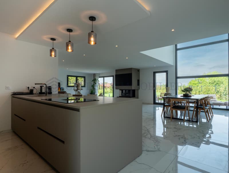 Beautiful recent individual villa with 4 bedrooms (4)