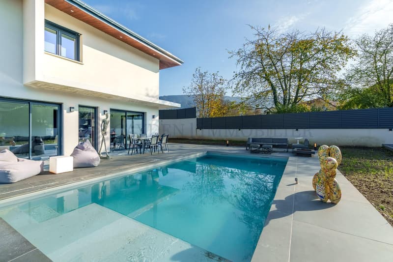 France neighbor, new individual villa with pool (1)