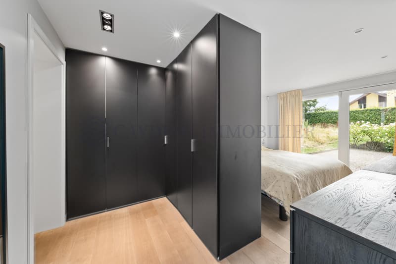 Grande villa individuelle entièrement rénovée (13)