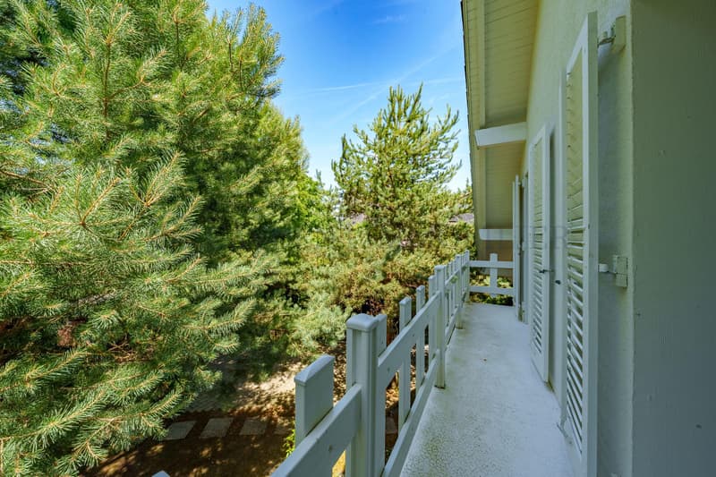 Villa a schiera ristrutturata con studio indipendente in un ambiente residenziale privilegiato a Commugny (11)