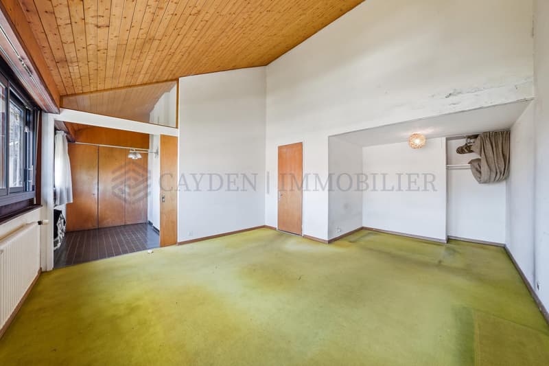 Exclusivité ! Grand 7 pièces duplex en attique (2)