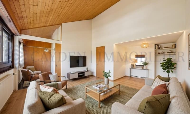 Exclusivité ! Grand 7 pièces duplex en attique (3)