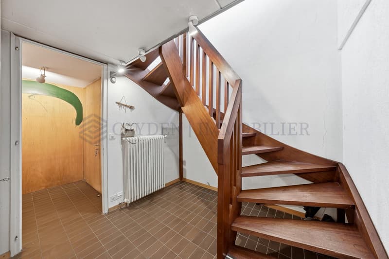 Exclusivité ! Grand 7 pièces duplex en attique (6)