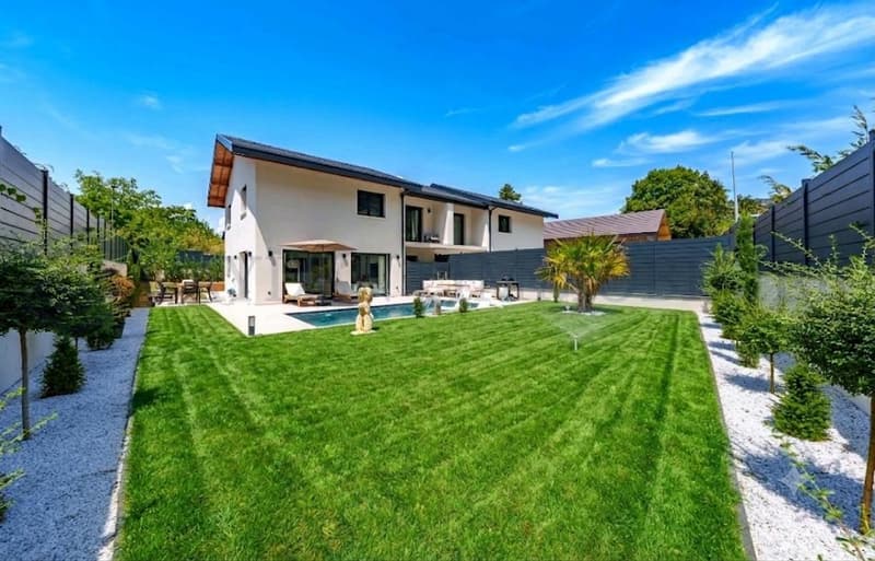 New, exceptional semi-detached villa (9)