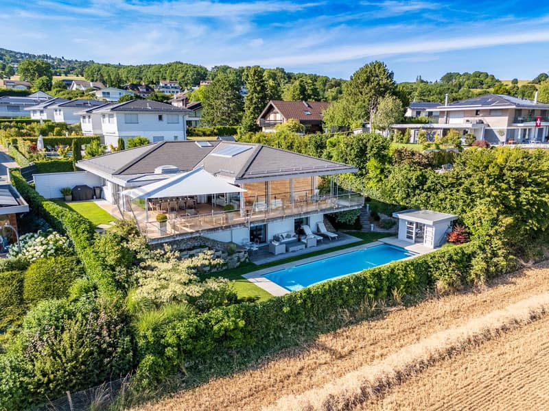 EN EXCLUSIVITE - Villa contemporaine, vue lac imprenable (1)