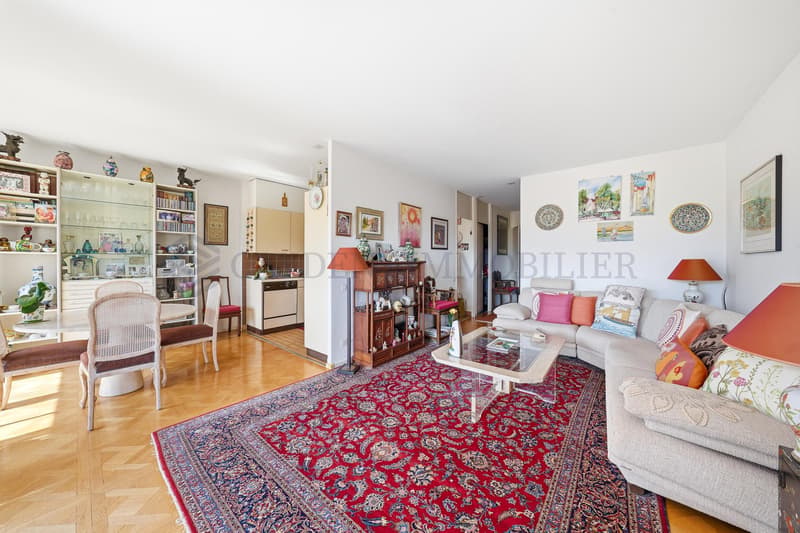 Exclusivité ! Superbe 5 pièces traversant avec vue dégagée ! (2)