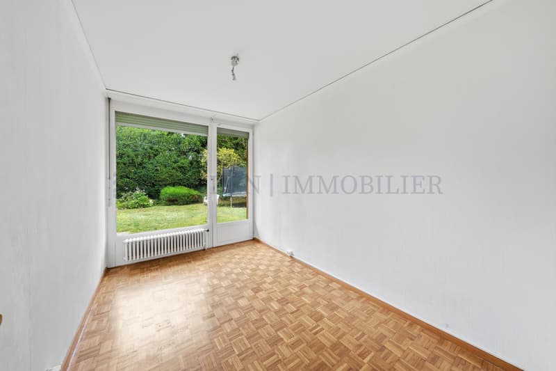 Villa plain-pied avec beau jardin (9)