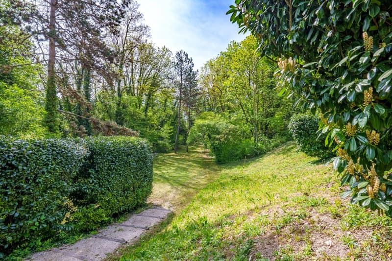 Exclusivité ! Superbe 5 pièces traversant avec vue dégagée ! (4)