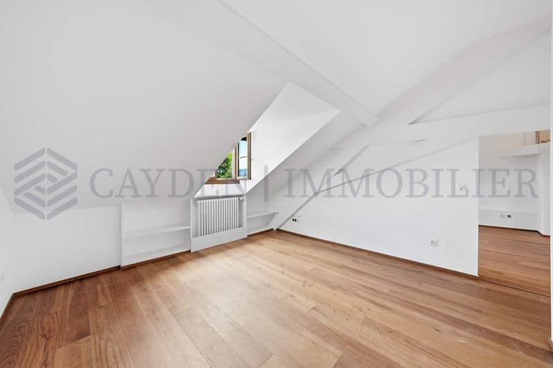 Exclusivité !!!! Beau 4 pièces entièrement rénové dans une bâtisse de charme. (9)