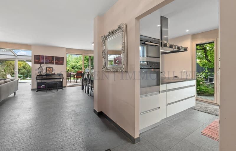 Charmante villa jumelée Minergie avec superbe jardin arboré ! (8)
