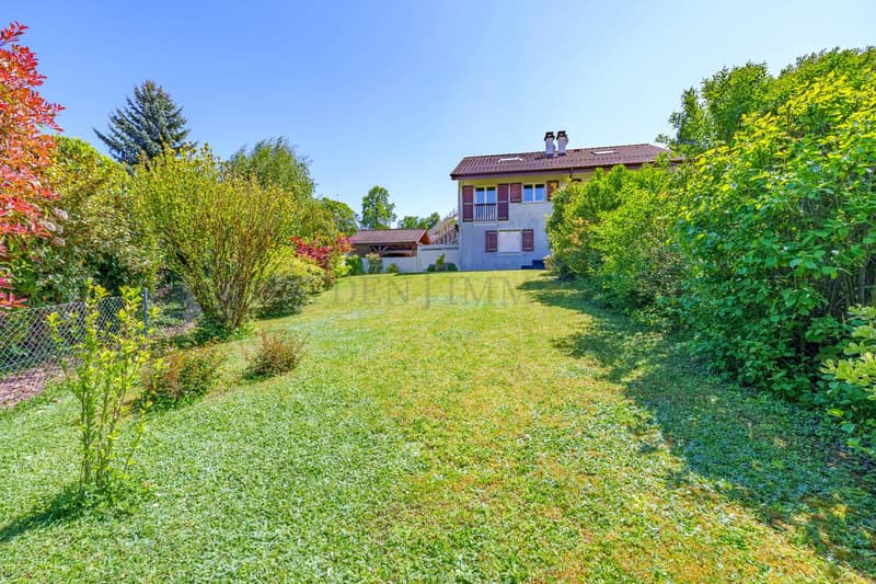 Grande villa 7 pièces avec joli jardin ensoleillé (3)