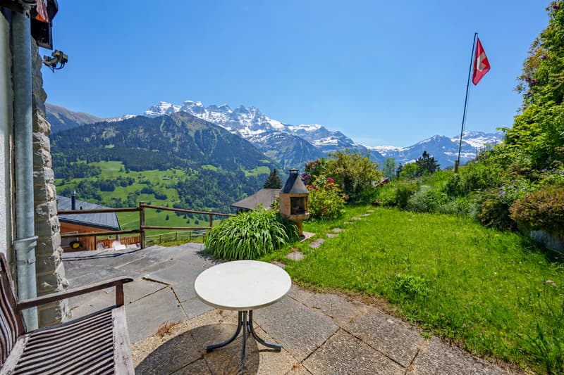 Chalet authentique, vue panoramique sur les montagnes (2)