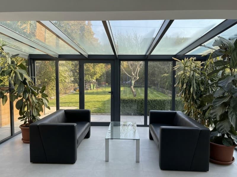 Maison rénovée avec jardin et appartement indépendant (2)