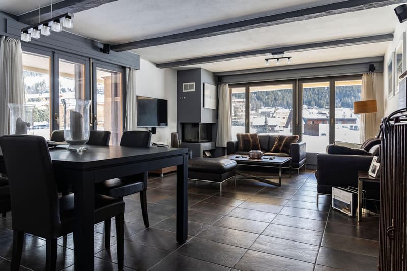 A charming 3-bedroom apartment with a terrace in the heart of Verbier. (2)