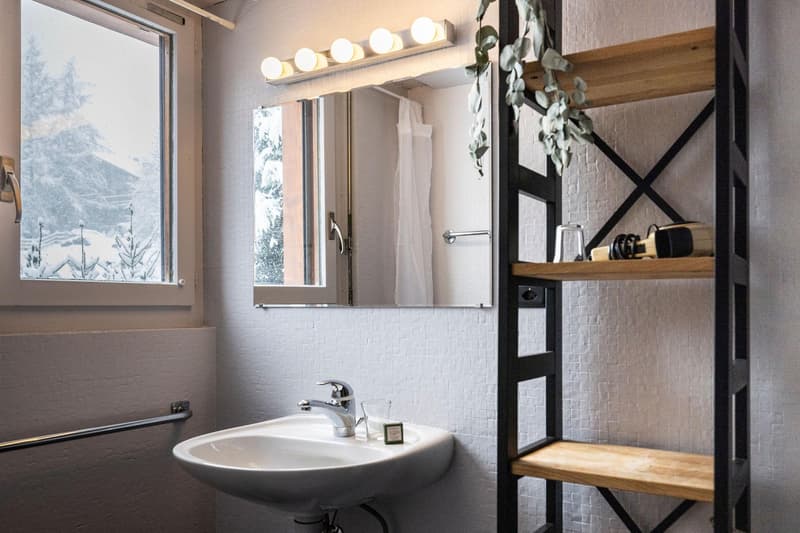 Sommervermietung bis 30. November 2026 - Charmantes 1-Zimmer-Apartment mit Balkon im Herzen von Verbier (9)