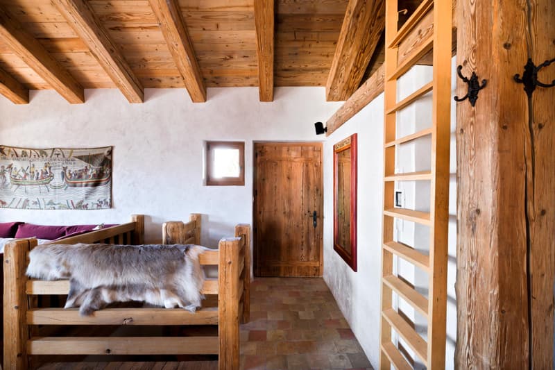 Charmant chalet en duplex de style alpin avec accès direct aux pistes, doté de trois chambres, niché sur les hauteurs de Verbier, près de Carrefour (6)