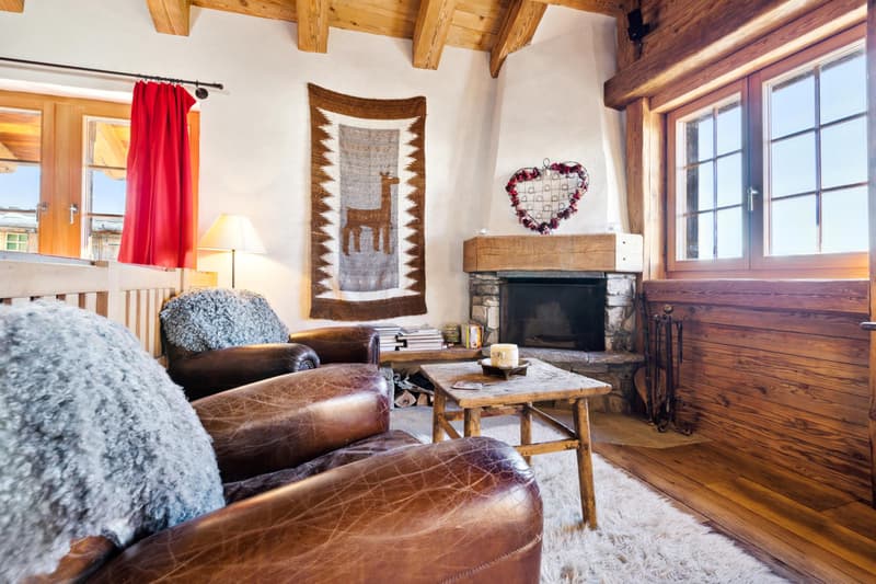 Charmant chalet en duplex de style alpin avec accès direct aux pistes, doté de trois chambres, niché sur les hauteurs de Verbier, près de Carrefour (2)