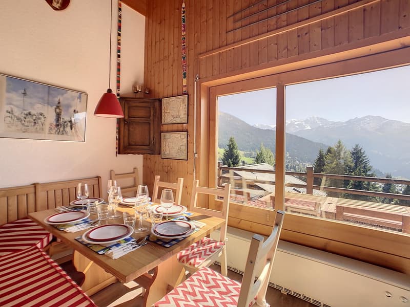 Charmantes 3-Zimmer-Wohnung in den Höhen von Verbier, mit atemberaubendem Blick vom Balkon. (3)