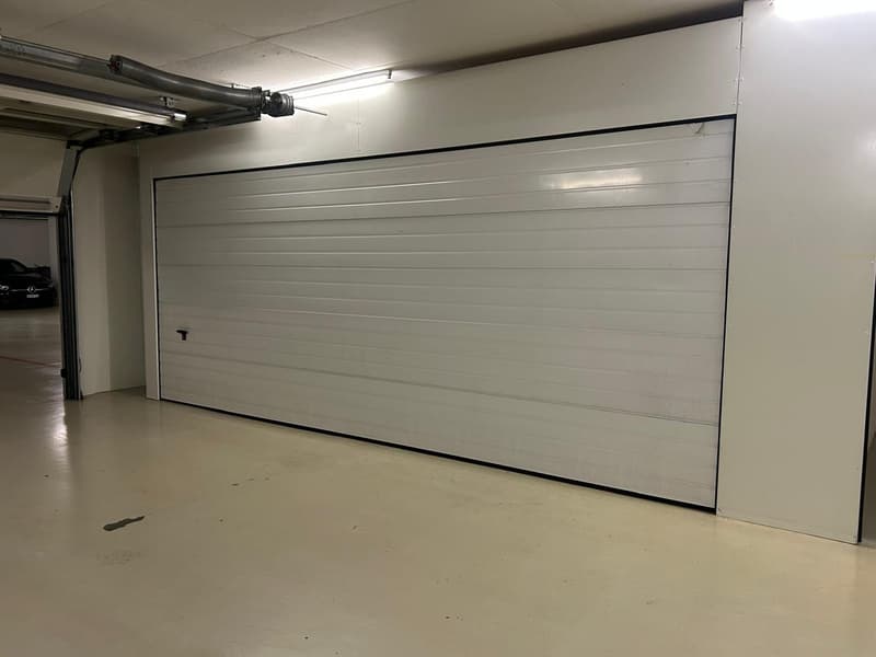 Double garage for sale - Avenue Eugène-Pittard, Geneva (2)
