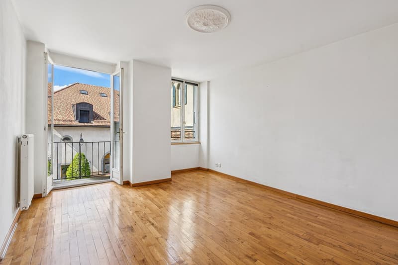 Charming 2.5-room apartment in St-Prex (3)