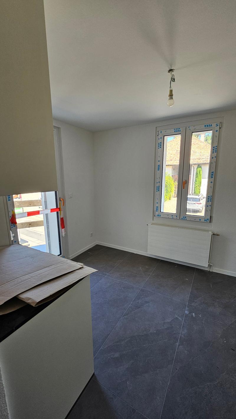 St-Saphorin-sur-Morges (7 minutes from Morges): for rent beautiful renovated 3.5-room apartment (3)