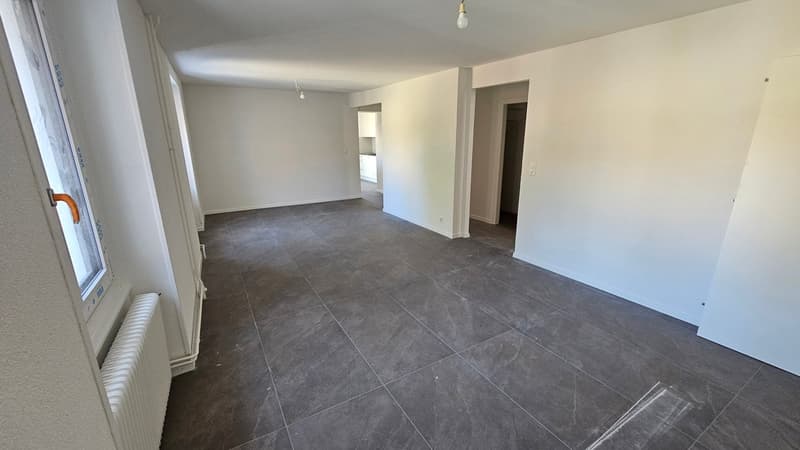 St-Saphorin-sur-Morges (7 minutes from Morges): for rent beautiful renovated 3.5-room apartment (4)