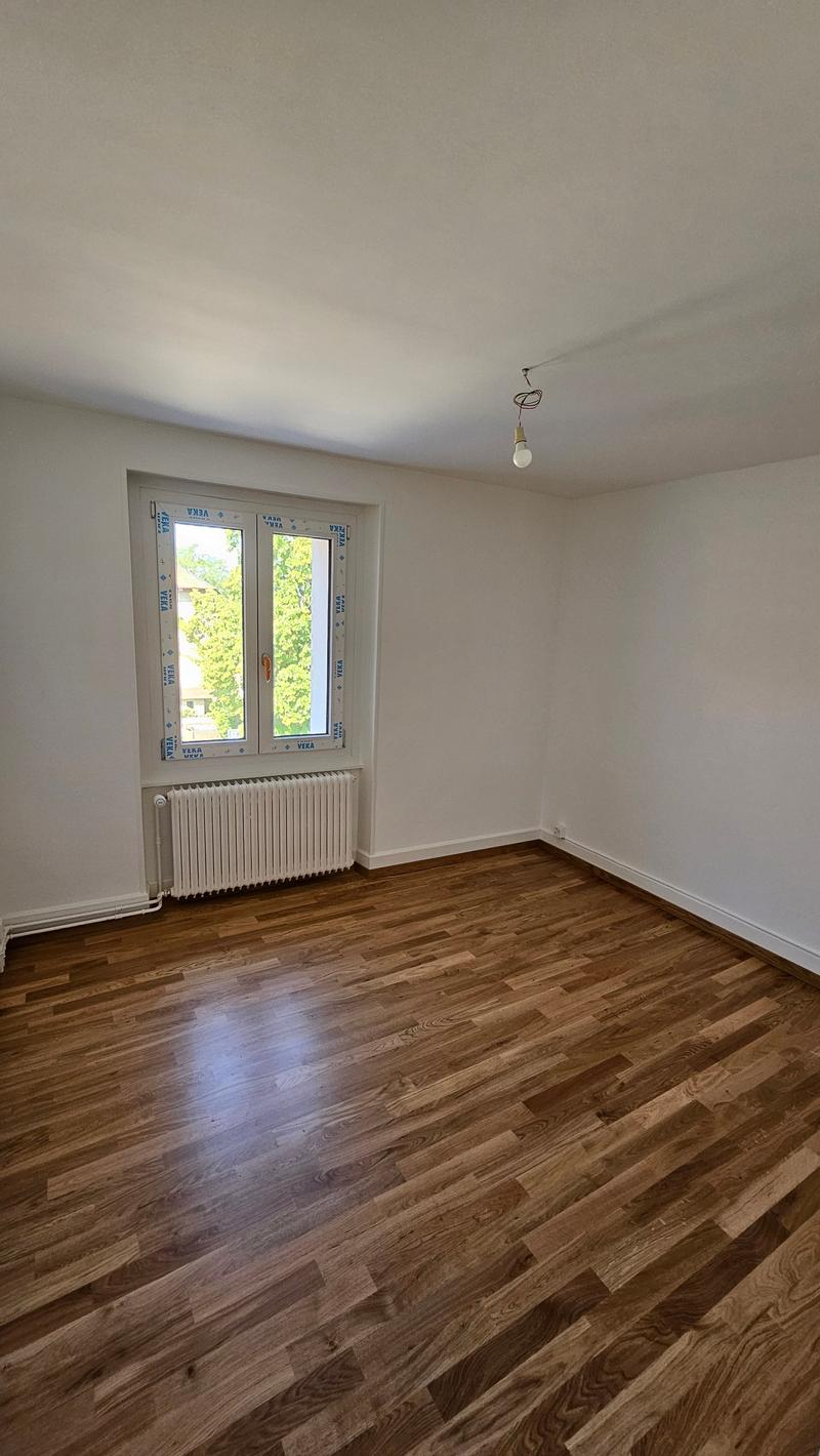 St-Saphorin-sur-Morges (7 minutes from Morges): for rent beautiful renovated 3.5-room apartment (10)