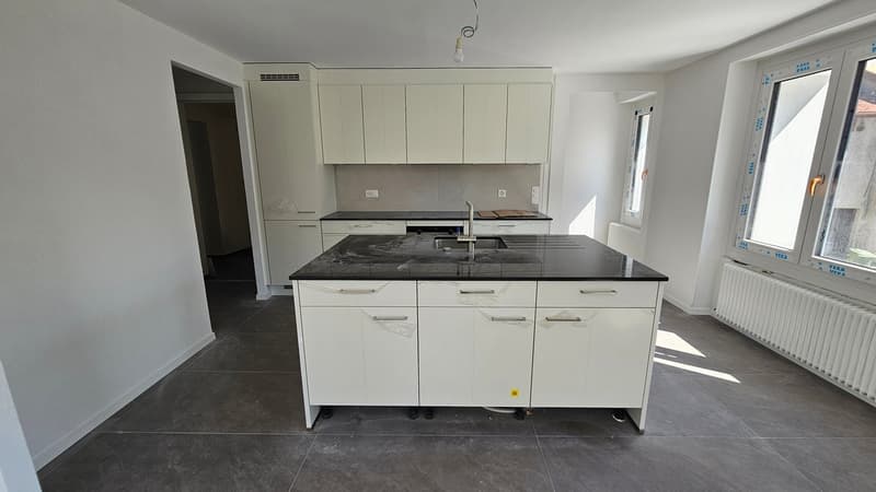 St-Saphorin-sur-Morges (7 Minuten von Morges): zur Miete wunderschönes renoviertes 4,5-Zimmer-Apartment (1)