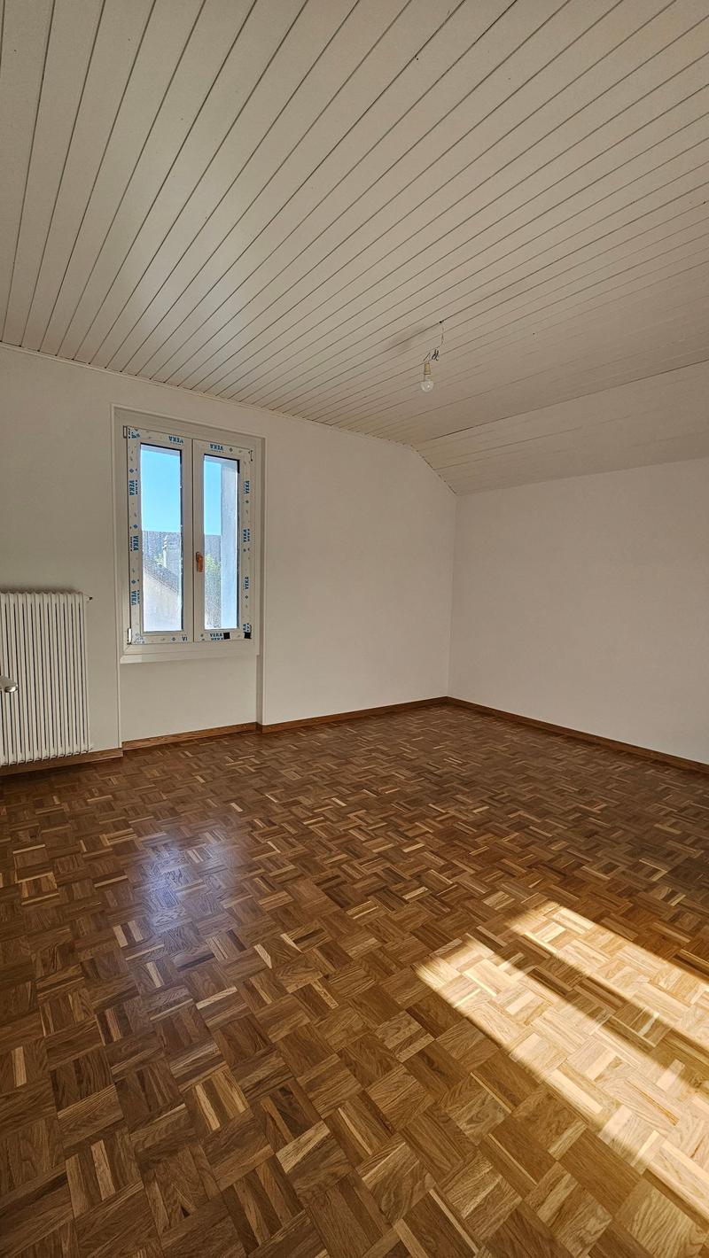 St-Saphorin-sur-Morges (7 Minuten von Morges): zur Miete wunderschönes renoviertes 4,5-Zimmer-Apartment (9)