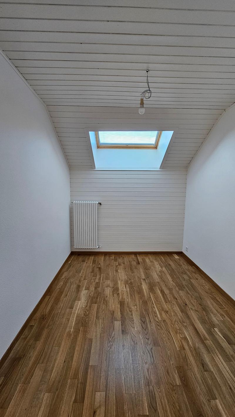 St-Saphorin-sur-Morges (7 Minuten von Morges): zur Miete wunderschönes renoviertes 4,5-Zimmer-Apartment (11)