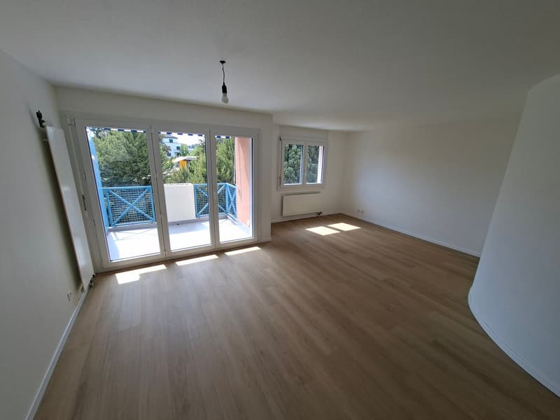 Morges, à louer magnifique appartement de 3,5 pièces lumineux avec balcon (4)