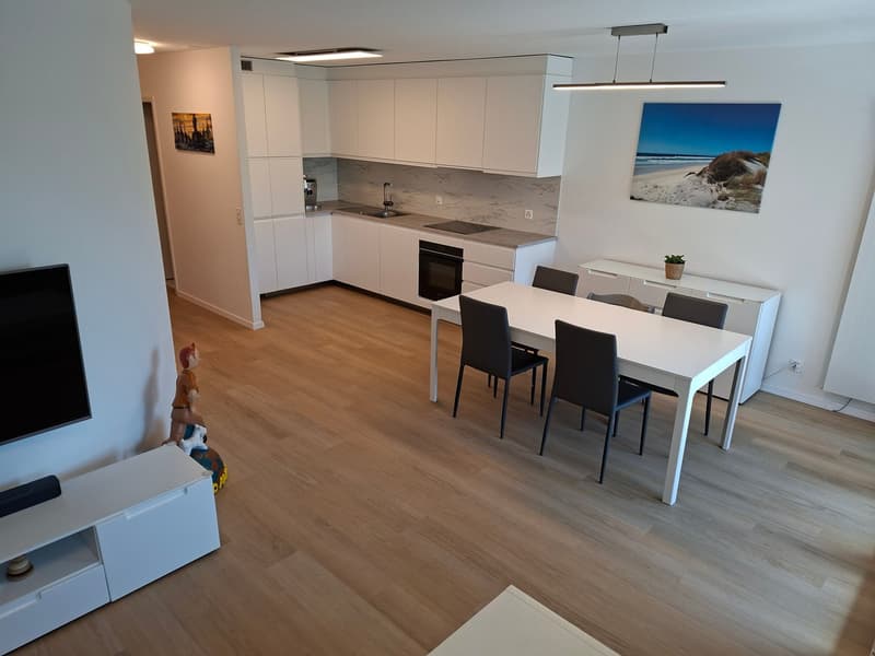 Morges, à louer magnifique appartement de 3,5 pièces lumineux avec balcon (5)