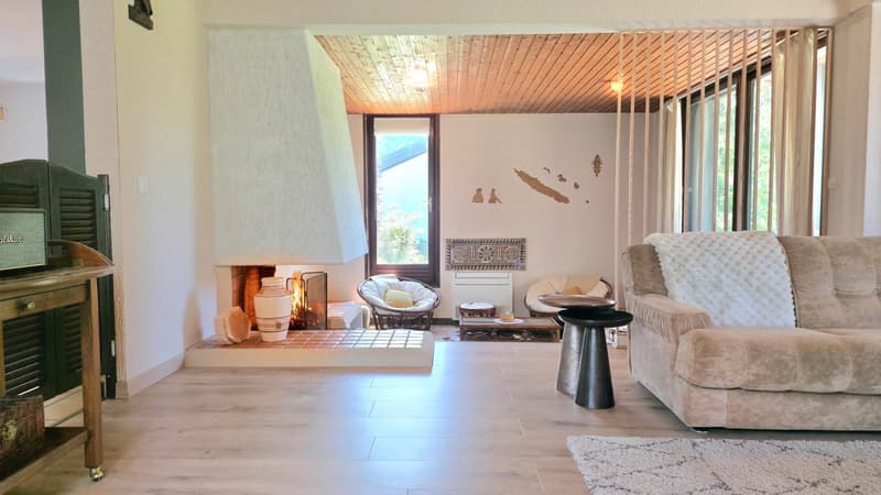 Elegantes Architektenhaus vom Typ 8 in Armoy (6)