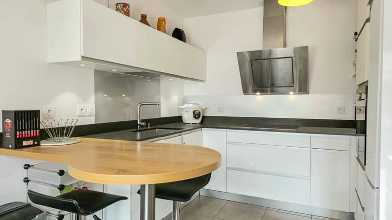 T2 à Metz-Tessy : un rez-de-jardin en excellent état (13)