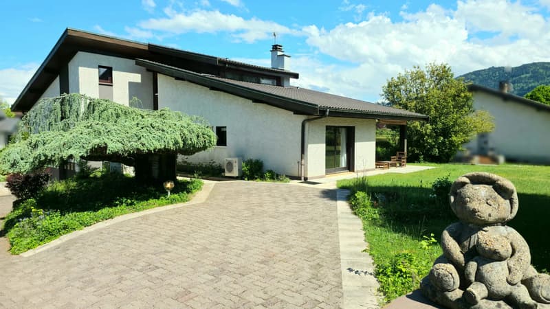 Séduisante maison d'architecte T8 à Armoy (4)