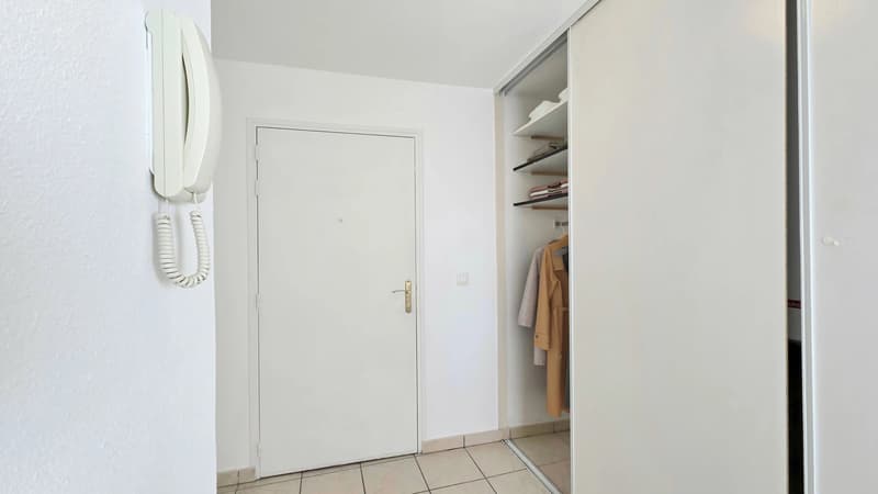 Beaumont Le Châble : Lumineux T3 avec garage et cave (9)