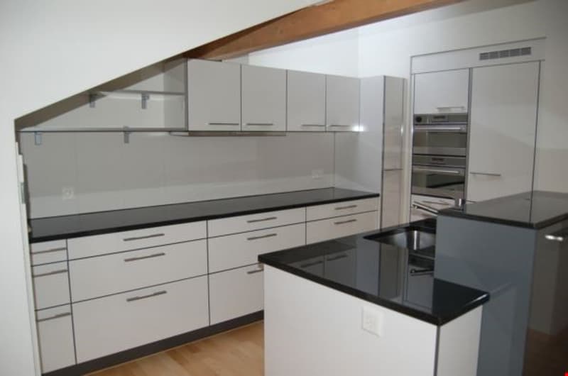 Köniz – appartamento in mansarda moderno ! (9)