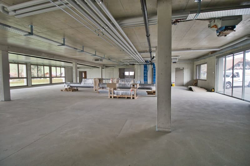 Modern, centrally located and versatile commercial spaces (3)