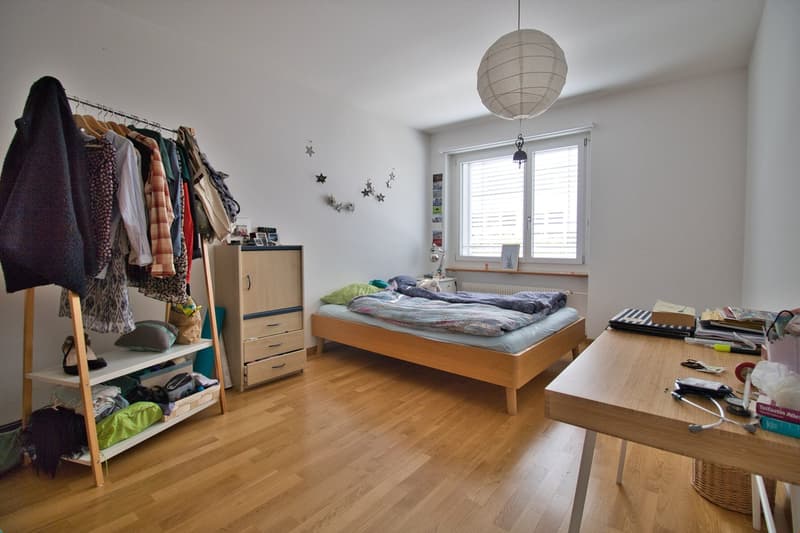 Heimelige 2.5 Zimmerwohnung im Breitsch mit direktem Gartenzugang (2)