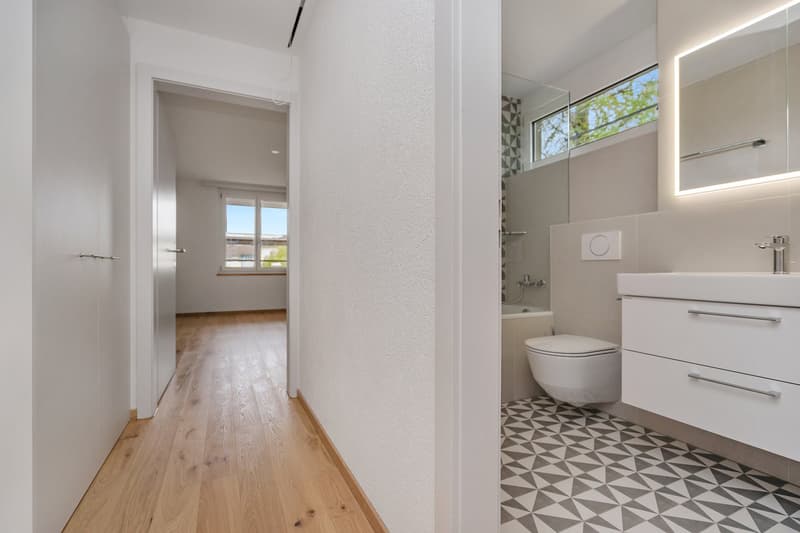 Hochwertige, topmoderne Wohnung im traditionsreichen Landhaus Dennigkofen (10)