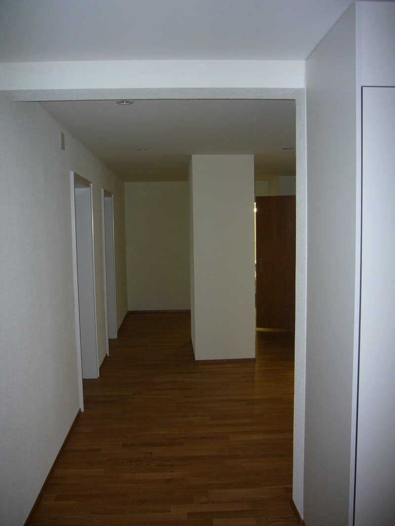 Dachwohnung mit Terrasse - Beste Lage im Breitenrain! (11)