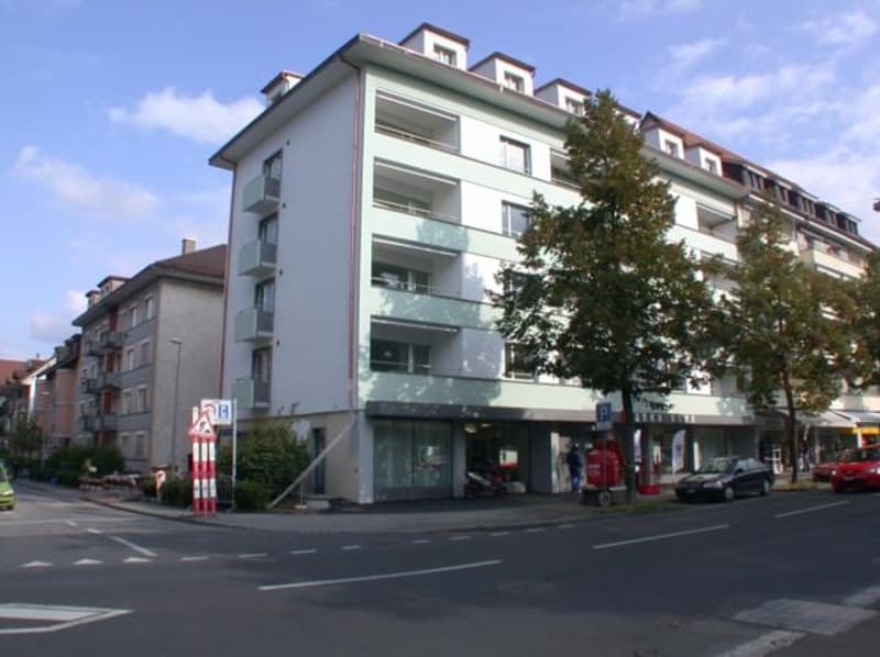 Dachwohnung mit Terrasse - Beste Lage im Breitenrain! (1)