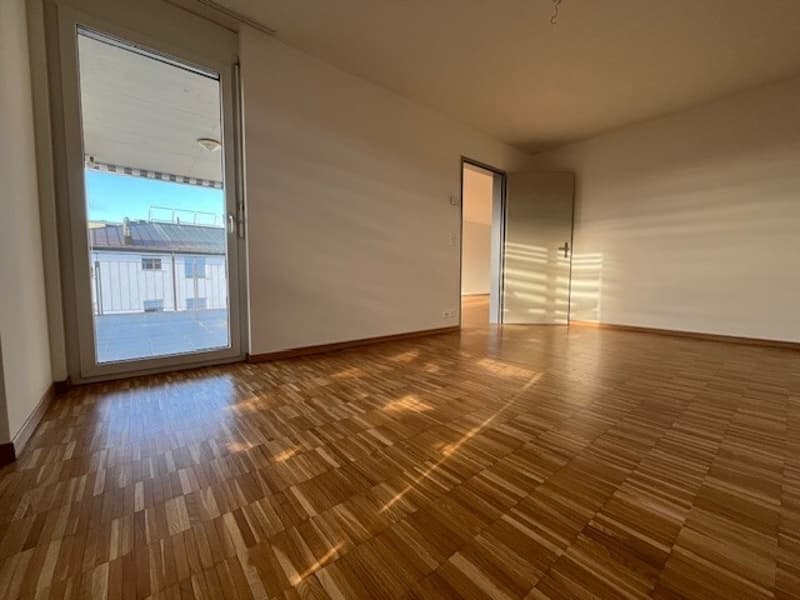 Zimmer_mit_Balkon.jpg